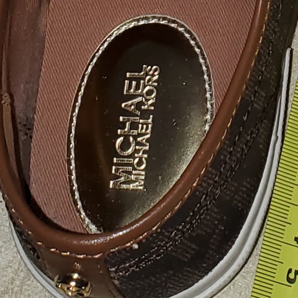 Michael Kors Sneakers size 7.5 - Picture 6 of 6